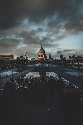 Unsplash ID pnGkqFrBiMY