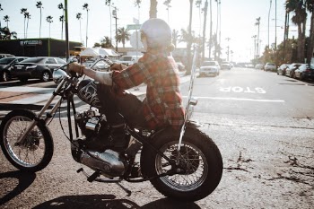 Unsplash ID pq3z2J4l-RU