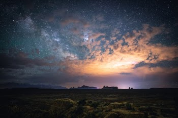 Unsplash ID Q0jSIAjAxXo