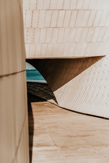 Unsplash ID q0K9sV1jVUU