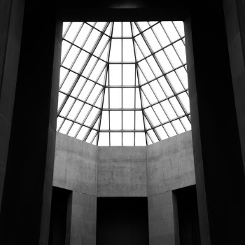 Unsplash ID q0OALXu7LcE