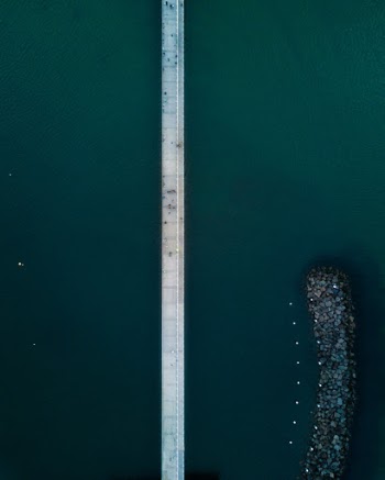 Unsplash ID qCxCypLso9M