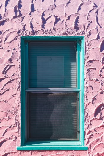 Unsplash ID qisRlIFarBk