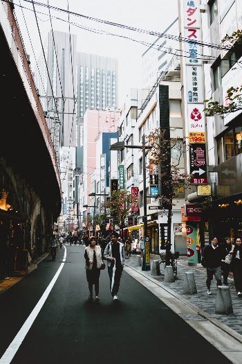 Unsplash ID QIU1MlAJA64