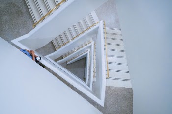 Unsplash ID qMiLRjbSGD8