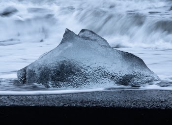 Unsplash ID QNDzCNj-zmg