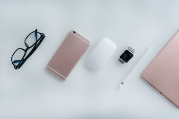 Unsplash ID qP1YMWSzvOc