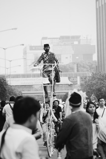 Unsplash ID QUkPsQ9k5Xw