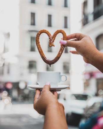 Unsplash ID qw6qQQyYQpo