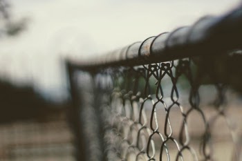 Unsplash ID QW7SRRqRs2Y