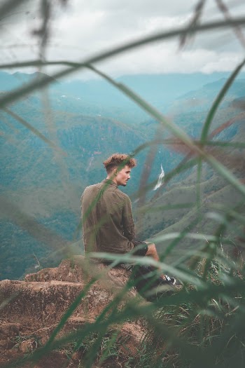 Unsplash ID qxGgGGzxFSY