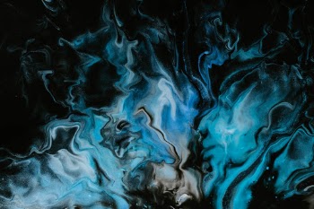 Unsplash ID r9SdLRda3W0