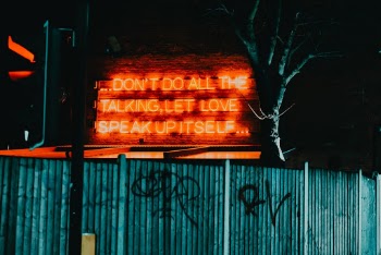 Unsplash ID rHCN1hus07c