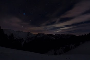 Unsplash ID rQM3Mq_czLI