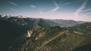 Unsplash ID S7HY3cM3HI8