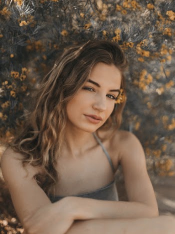 Unsplash ID -sKlCtWr_bY