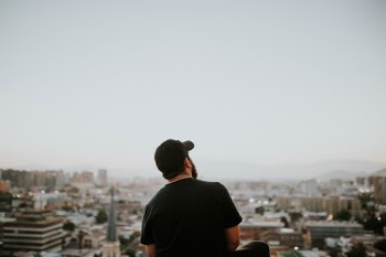 Unsplash ID sMfoMXwvaNg