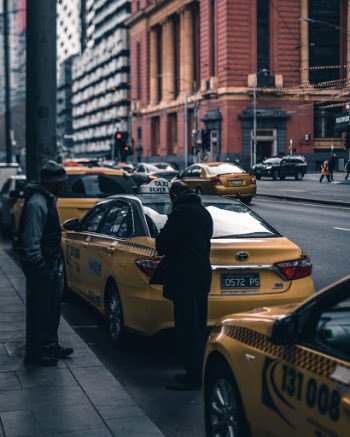 Unsplash ID SMfyrHjmT4U