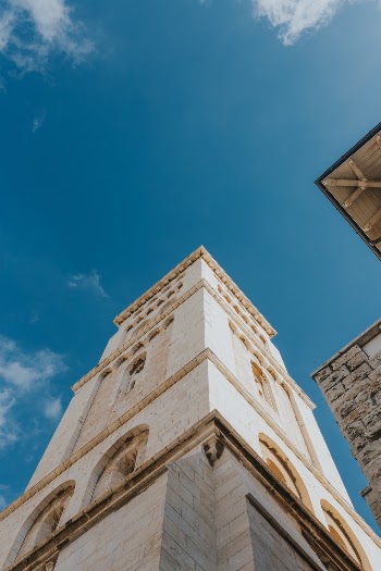 Unsplash ID SN0Emb7sBOI