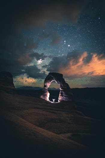 Unsplash ID SskpwXJaxE0