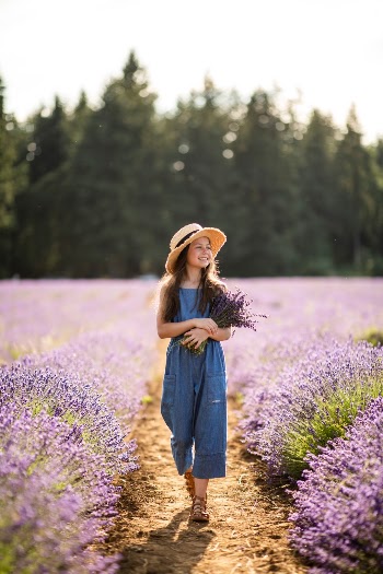 Unsplash ID tBQ4KLOmpRM