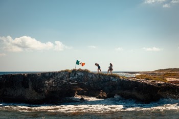 Unsplash ID tDLFJwcsT9s