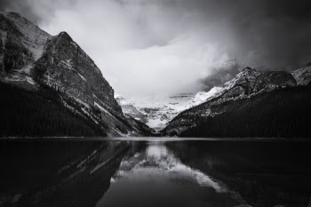 Unsplash ID tM8vN04UZvo
