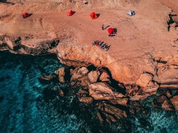 Unsplash ID TPOgCNrSQEw