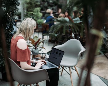 Unsplash ID tqx5PAo1ntE