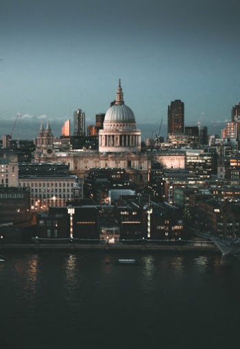 Unsplash ID UbKT9PKWnHI