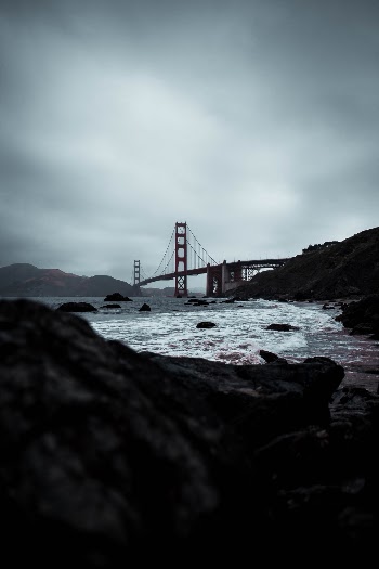 Unsplash ID uD1e3DoWIcI