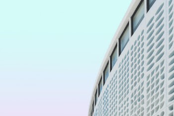 Unsplash ID UfZwHsevqHQ