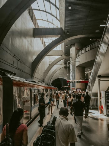 Unsplash ID uI63ilA9R0U