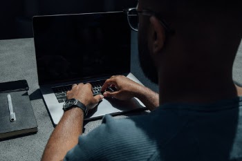 Unsplash ID ULgCbKd9OO4