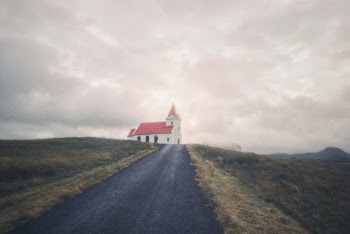 Unsplash ID uLX8ILBlDG4