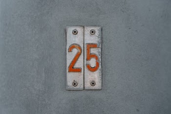 Unsplash ID UOLF7HLrZtc