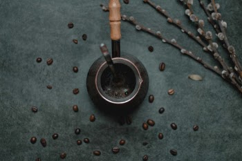 Unsplash ID UUqjB-vtj-E