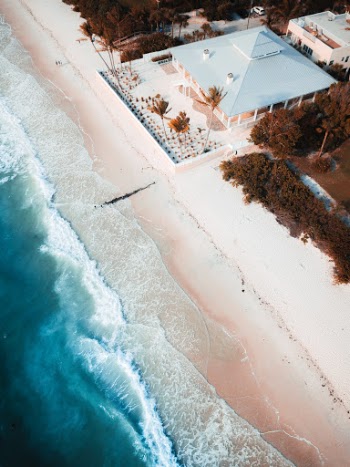 Unsplash ID uvOkxQ6WxcU