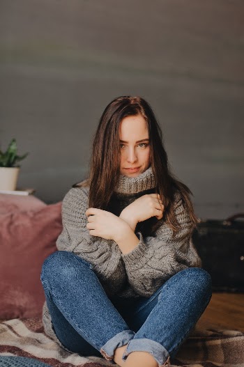 Unsplash ID Uxwol_ZsK9A