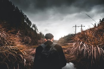 Unsplash ID UyBZnWc03es