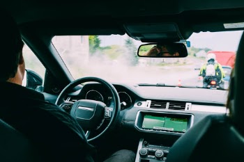 Unsplash ID v-Xyu_JlvBk
