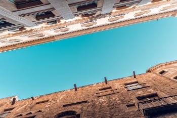 Unsplash ID V32oUI1kKlY