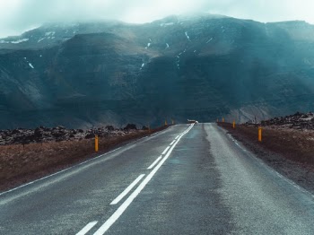 Unsplash ID V8psWR2DJFQ