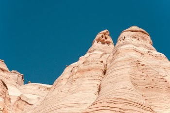 Unsplash ID vFqAiohv0F4