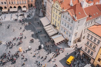 Unsplash ID VRc4YrKdKCQ