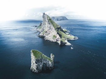 Unsplash ID vU1FGBXfX7c