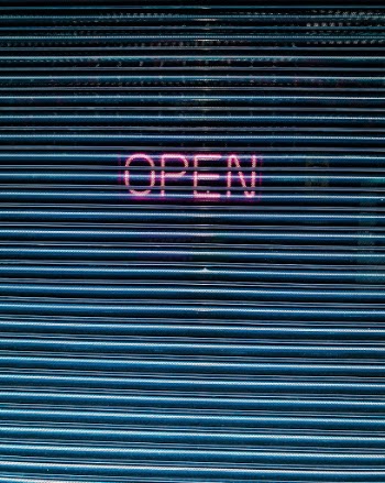 Unsplash ID VV1EcNWY-Ok