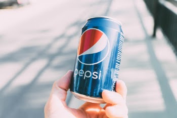Unsplash ID vWVCvabydvw