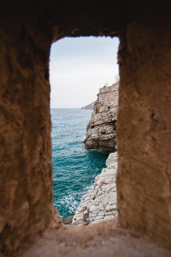 Unsplash ID W-nE4Kqw1AI