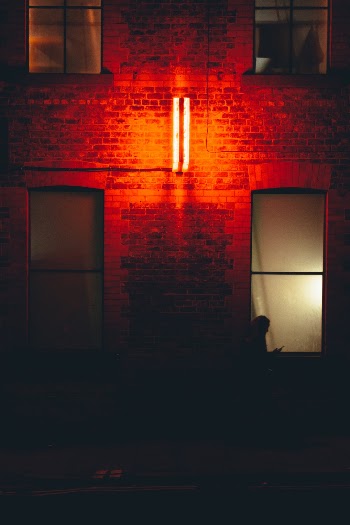 Unsplash ID W3QrO-xbqWY
